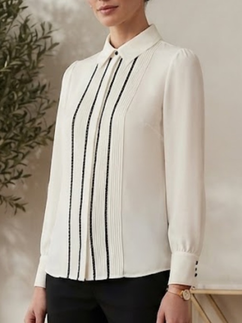 WHBM ECRU LONG SLEEVE CONTRAST STITCH SHIRT